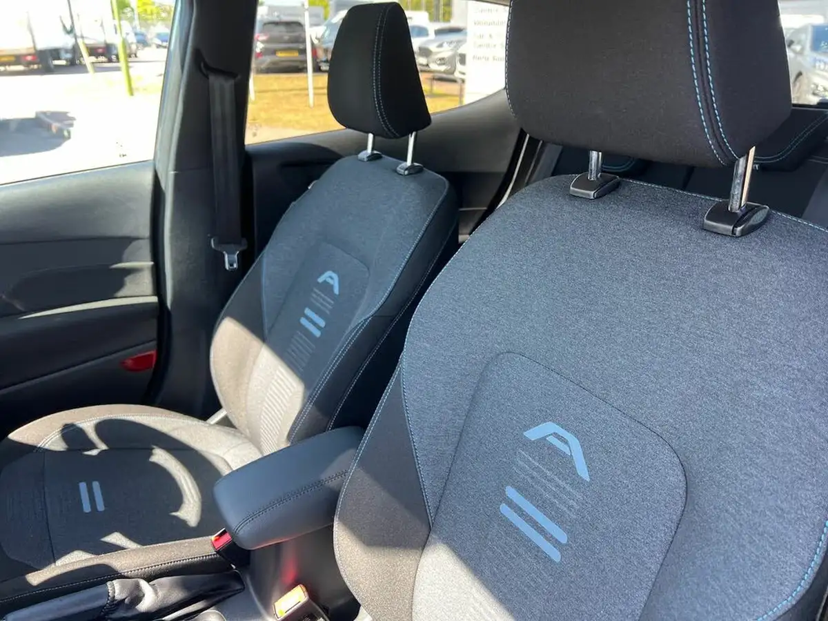 2022-ford-fiesta-10t-active-125ps-hybrid-mhev-powershift-big-12