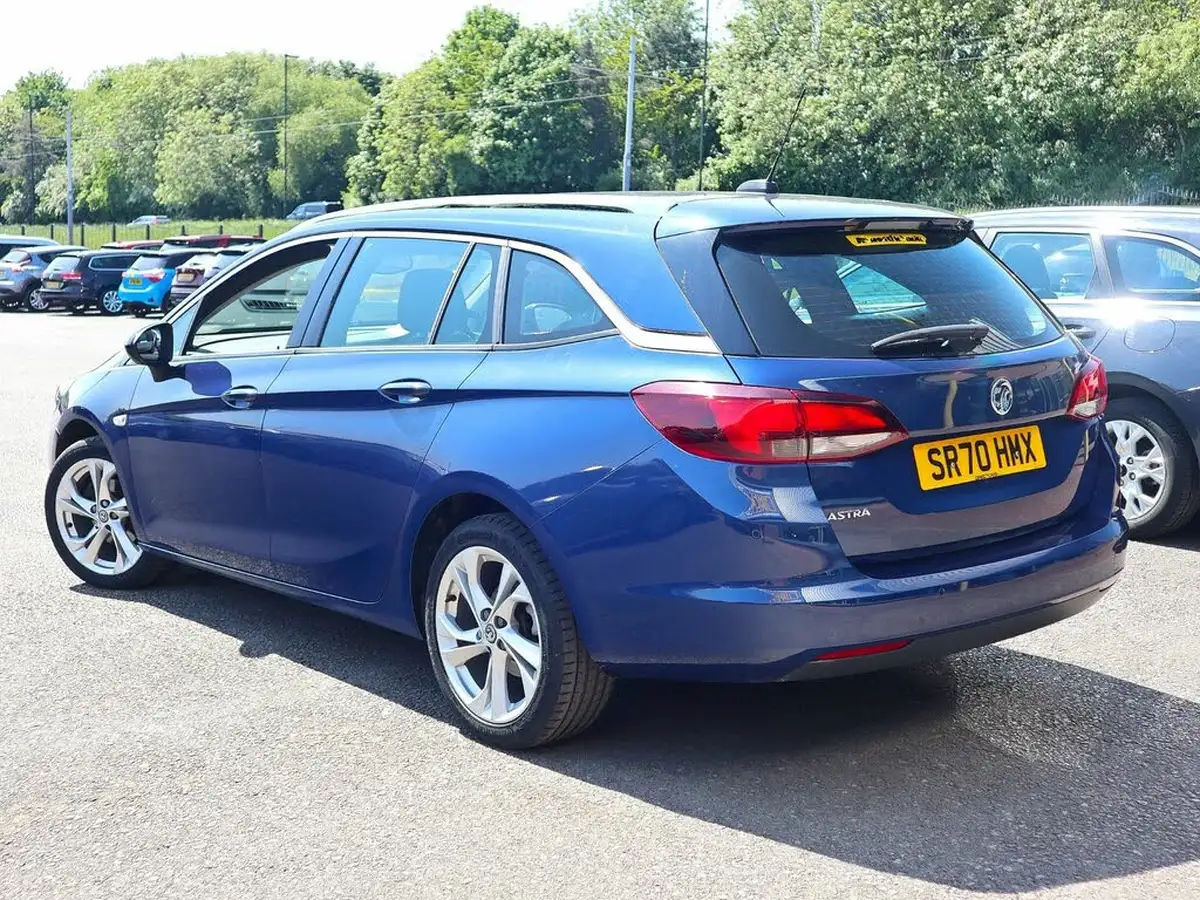 2021-vauxhall-astra-12-turbo-sri-nav-145ps-estate-big-1