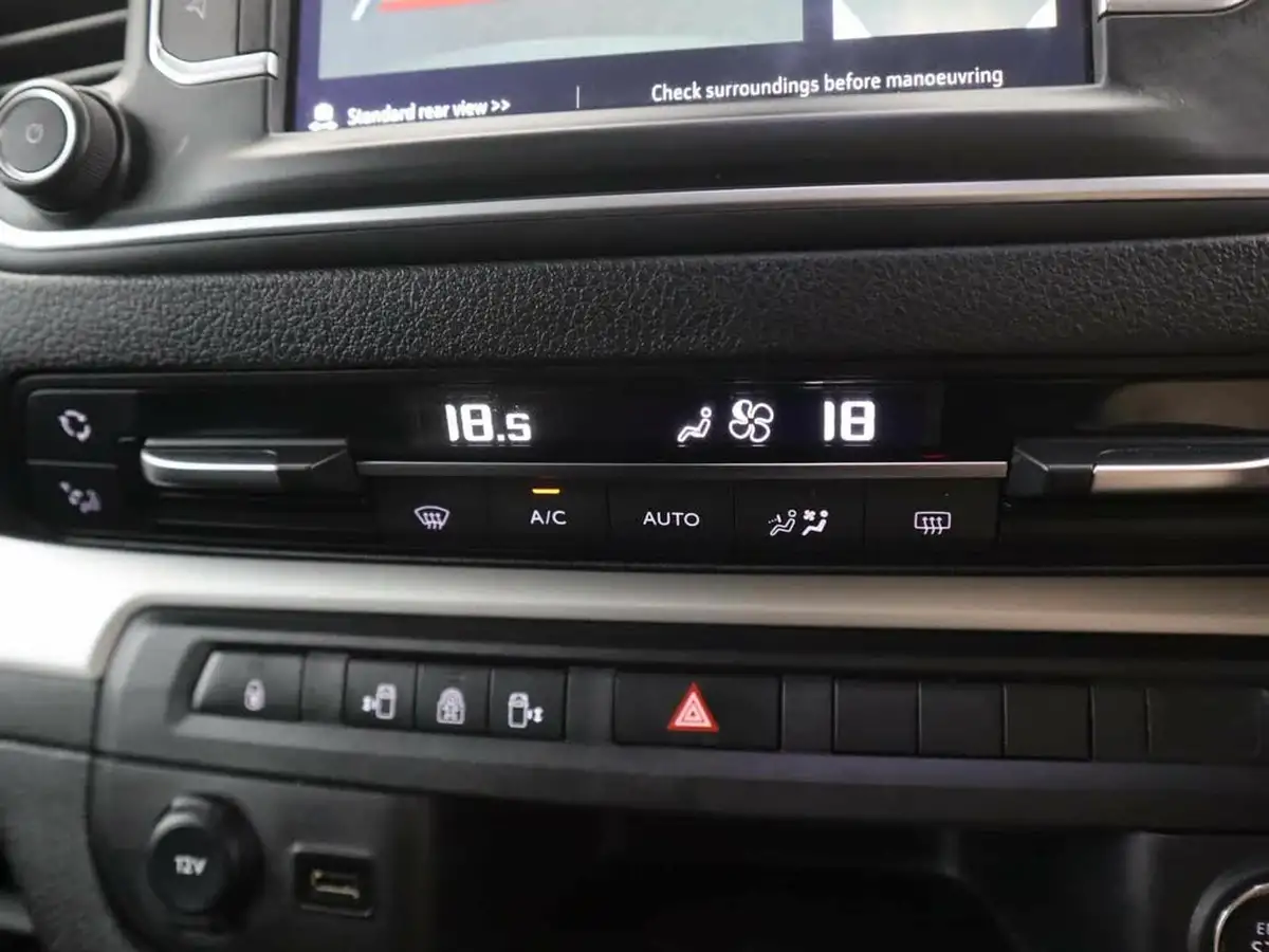 2023-vauxhall-vivaro-life-e-ultimate-l-big-30