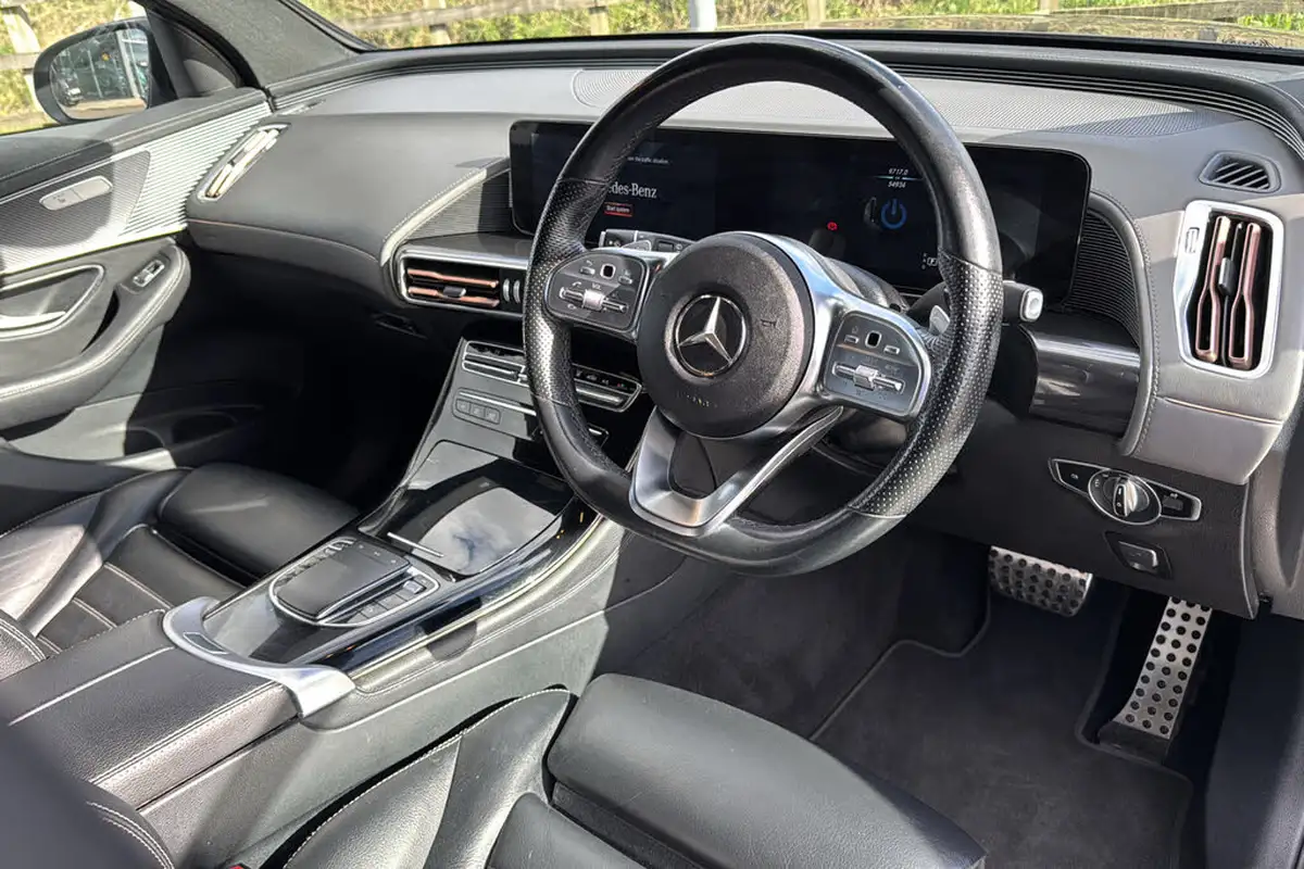 2022-mercedes-benz-eqc-e-eqc-400-amg-line-premium-big-9