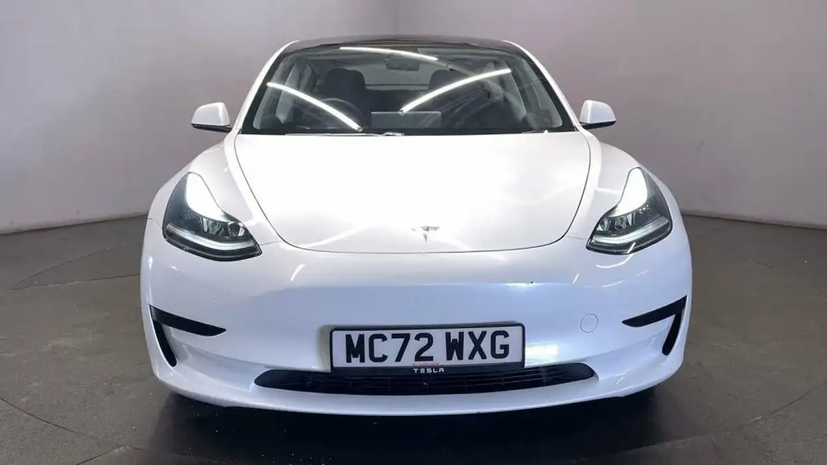 2023-tesla-model-3-e-rwd-241bhp-big-9