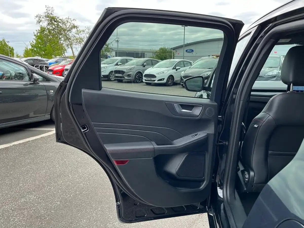 2022-ford-kuga-15t-st-line-edition-big-29