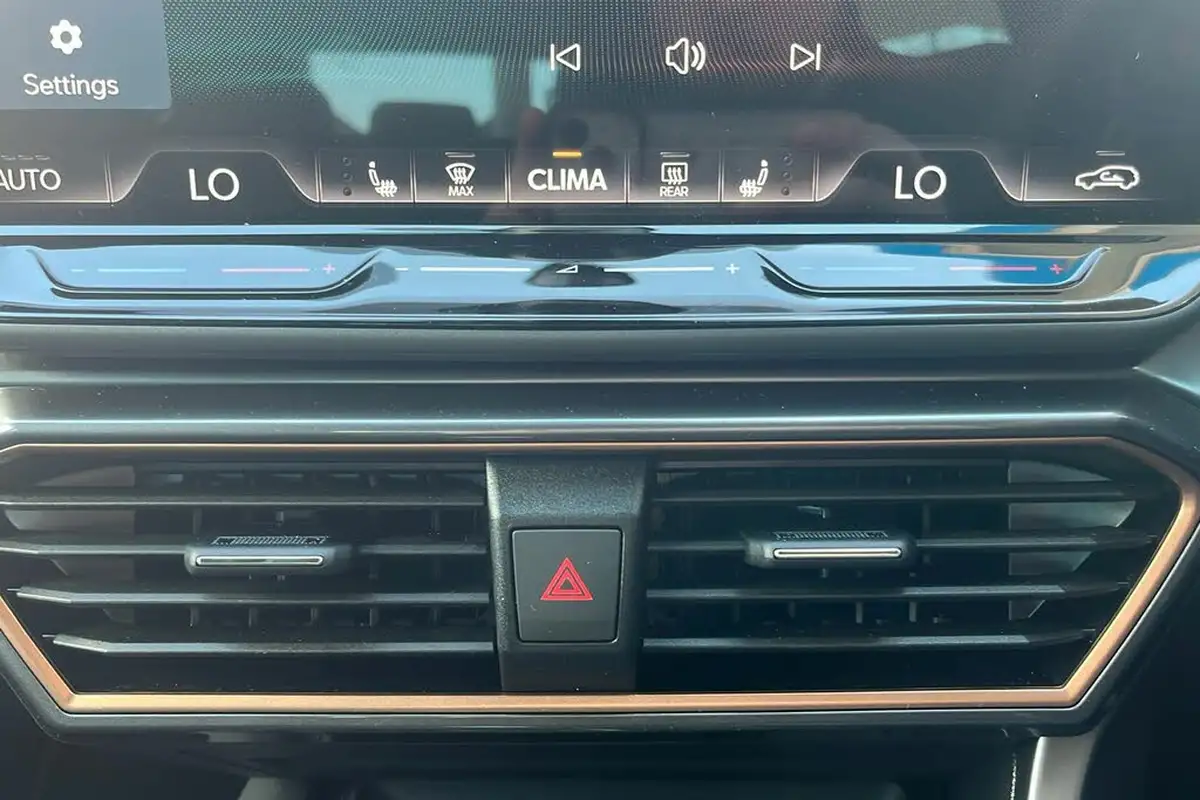 2025-cupra-formentor-15-etsi-v2-big-39
