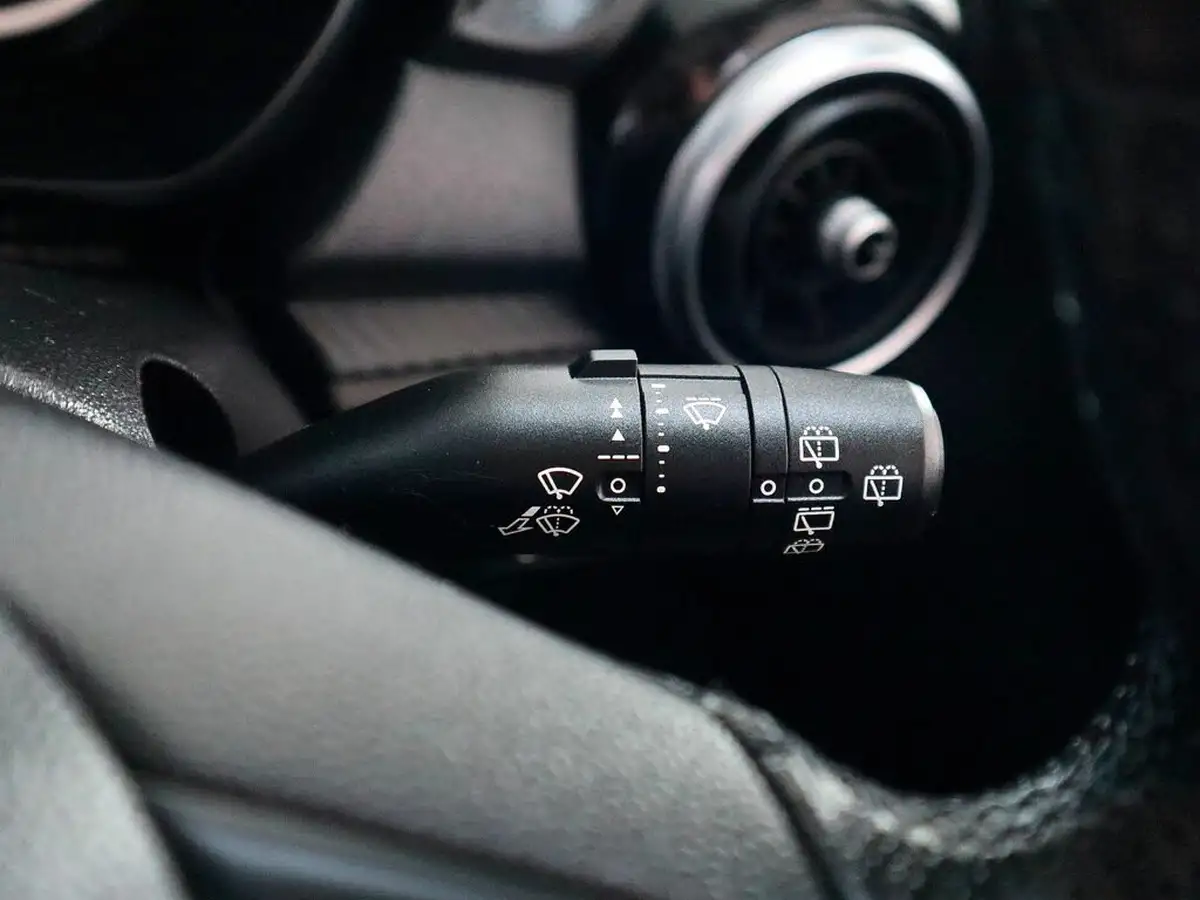2022-mg-mg3-15-vti-tech-exclusive-nav-big-34