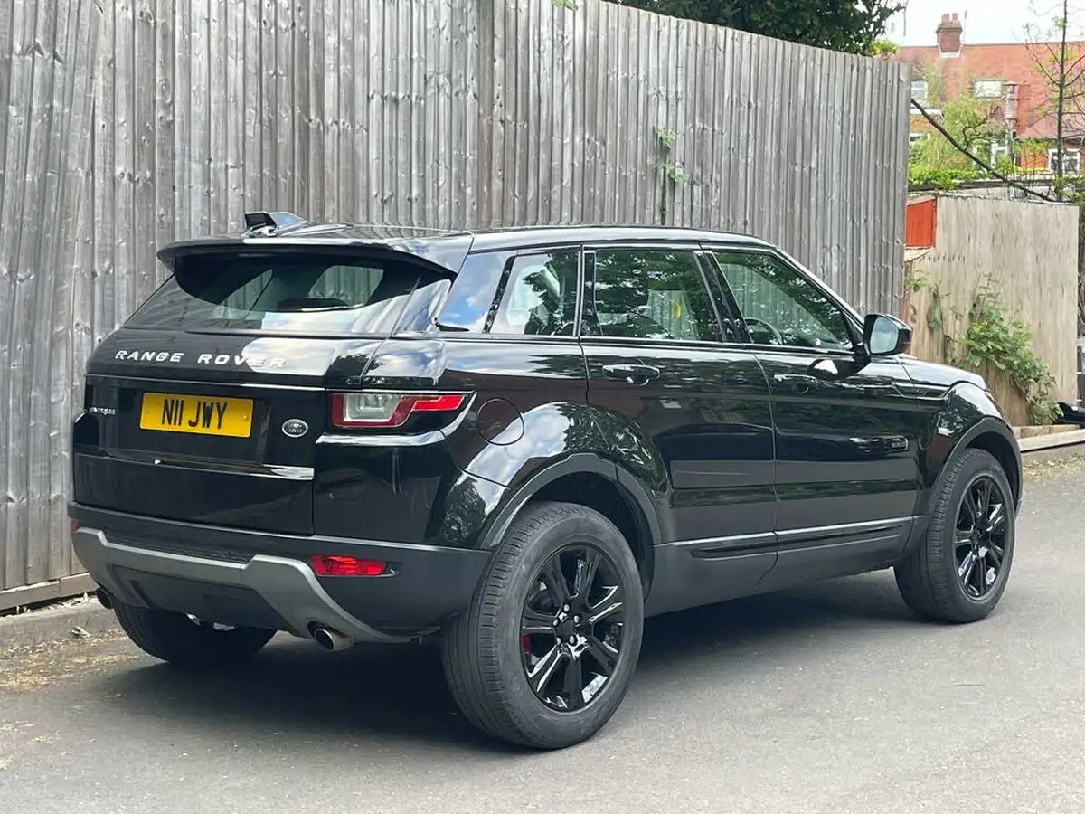 2018-land-rover-range-rover-evoque-20td4-se-tech-hatchback-5d-auto-big-5