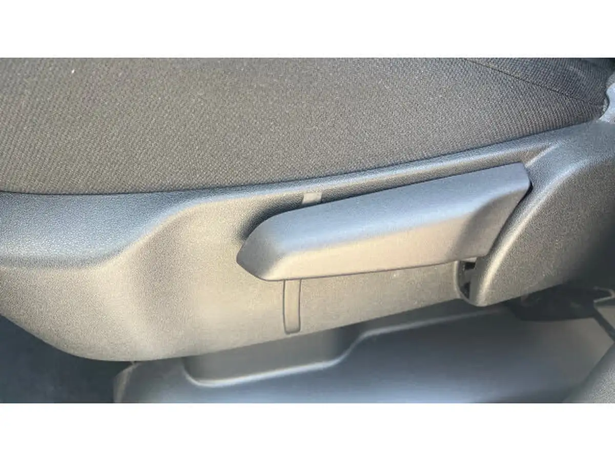 2022-citroen-grand-c4-spacetourer-12-puretech-shine-eat8-big-35