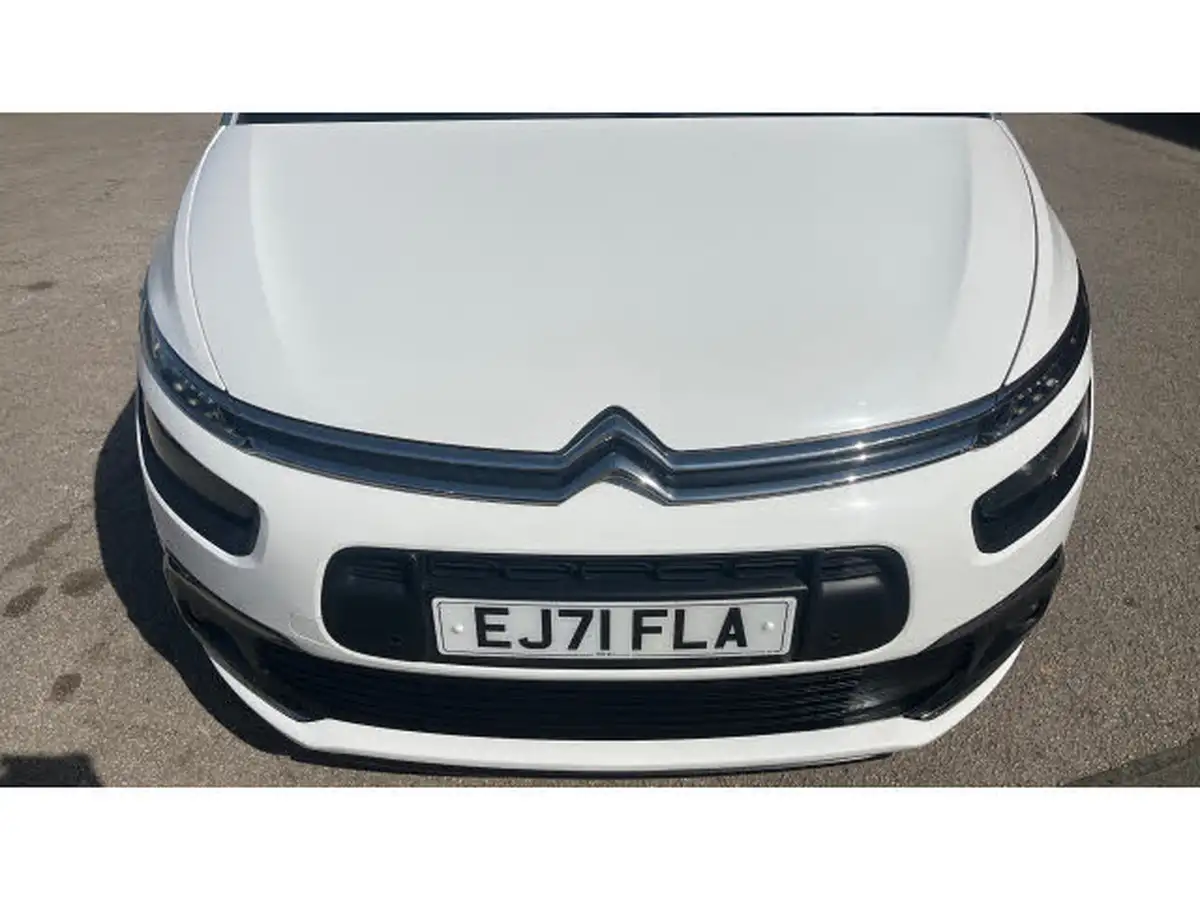 2022-citroen-grand-c4-spacetourer-12-puretech-shine-eat8-big-7
