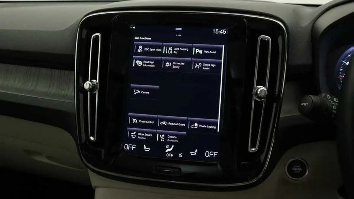 2022-volvo-xc40-20-b4-inscription-awd-big-34