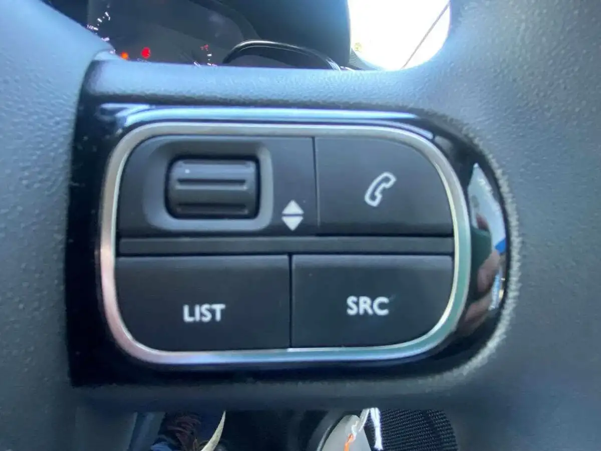 2023-citroen-c3-12-puretech-plus-110ps-eat6-big-18