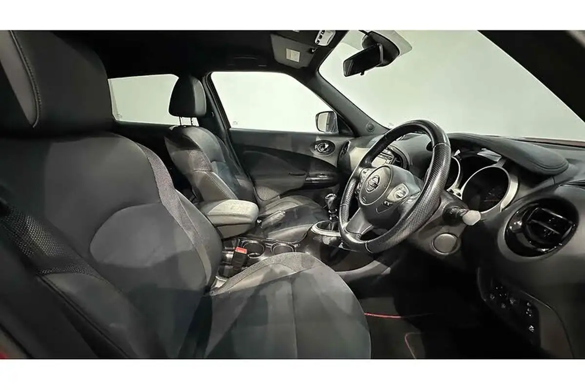 2017-nissan-juke-12-dig-t-n-connecta-ss-big-21