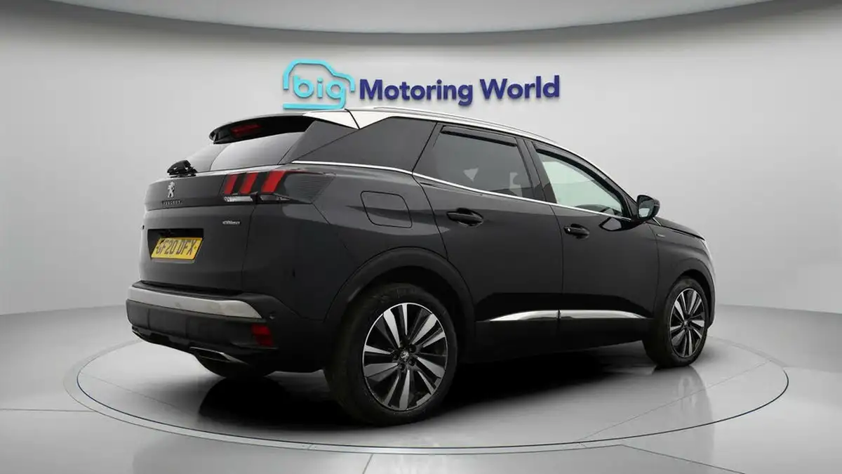 2020-peugeot-3008-suv-12-puretech-gt-line-eat8-big-7