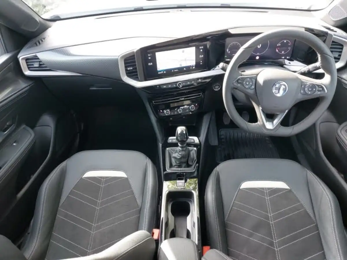 2024-vauxhall-mokka-12-ultimate-136ps-big-2