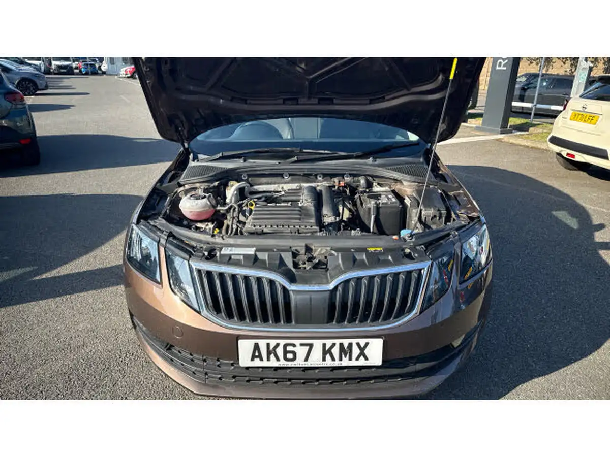 2017-skoda-octavia-14-tsi-se-estate-dsg-big-7