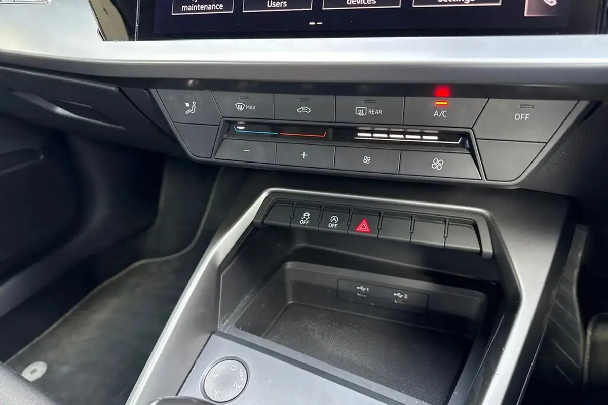 2023-audi-a3-10-30-tfsi-technik-big-46