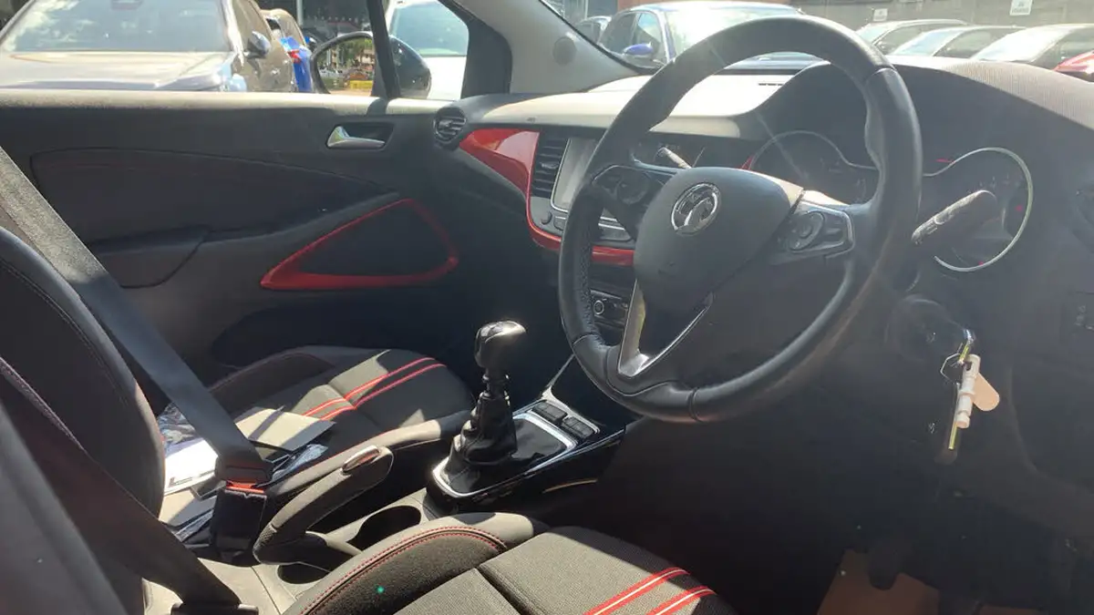 2023-vauxhall-crossland-12-gs-110ps-big-10