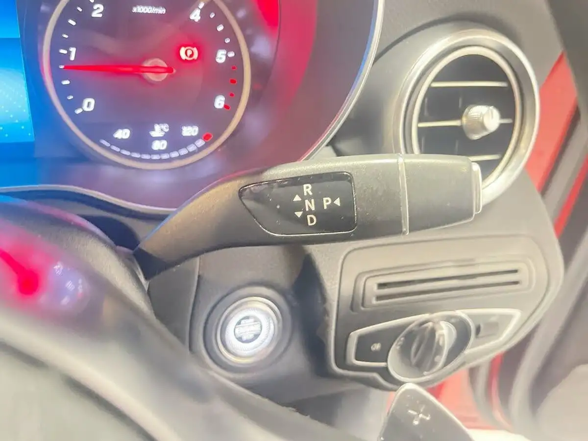 2019-mercedes-benz-glc-class-20d-glc220d-amg-line-station-wagon-5d-4matic-plus-big-11