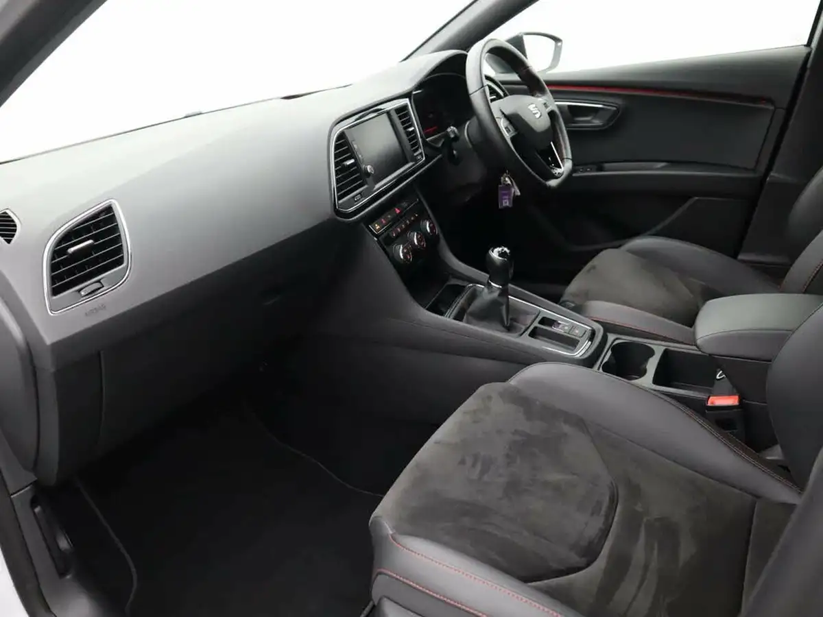 2020-seat-leon-15-tsi-evo-fr-black-edition-150ps-hatchback-dsg-big-26