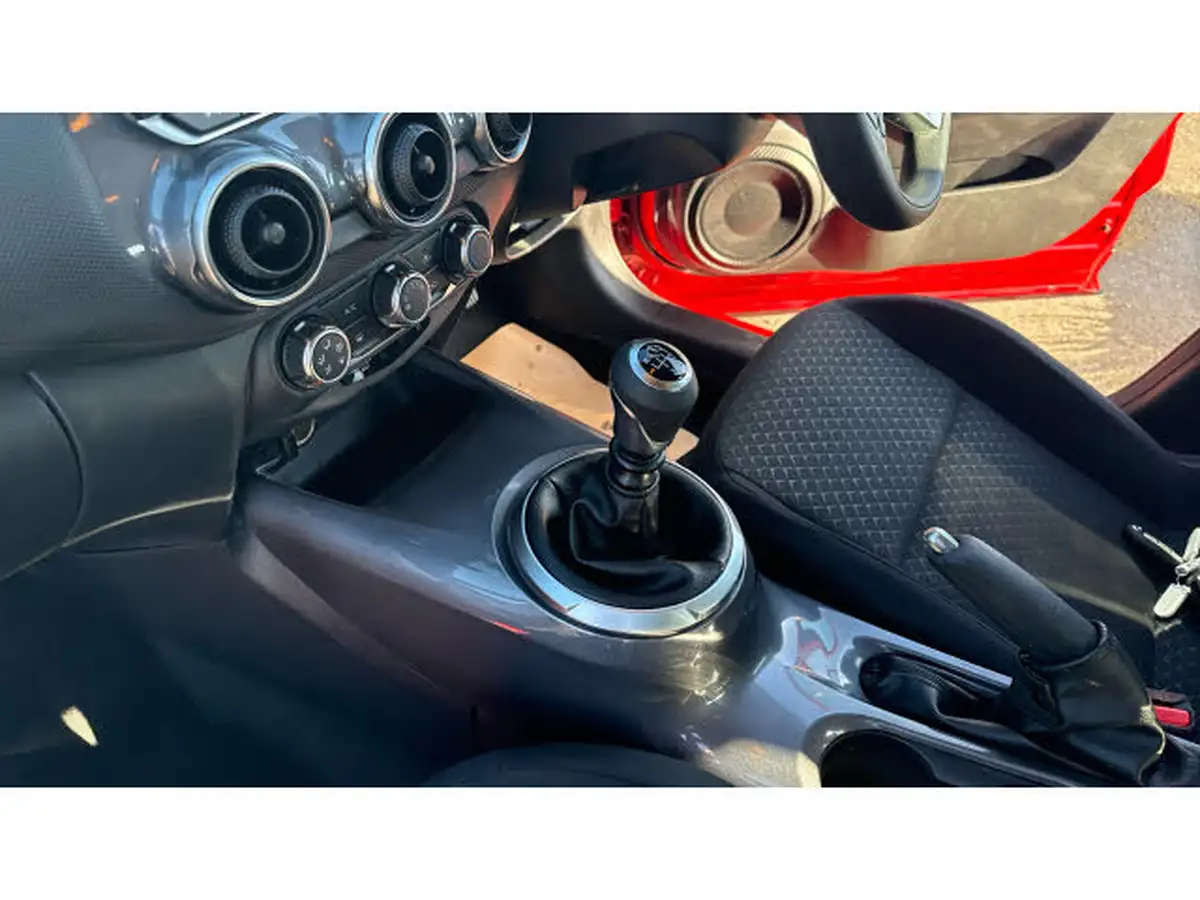 2022-nissan-juke-10-dig-t-acenta-big-12