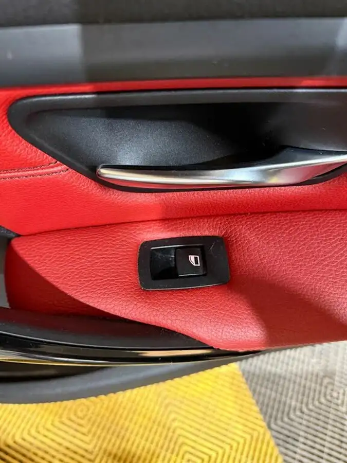 2012-bmw-3-series-20td-320d-sport-184bhp-ss-saloon-4d-big-43