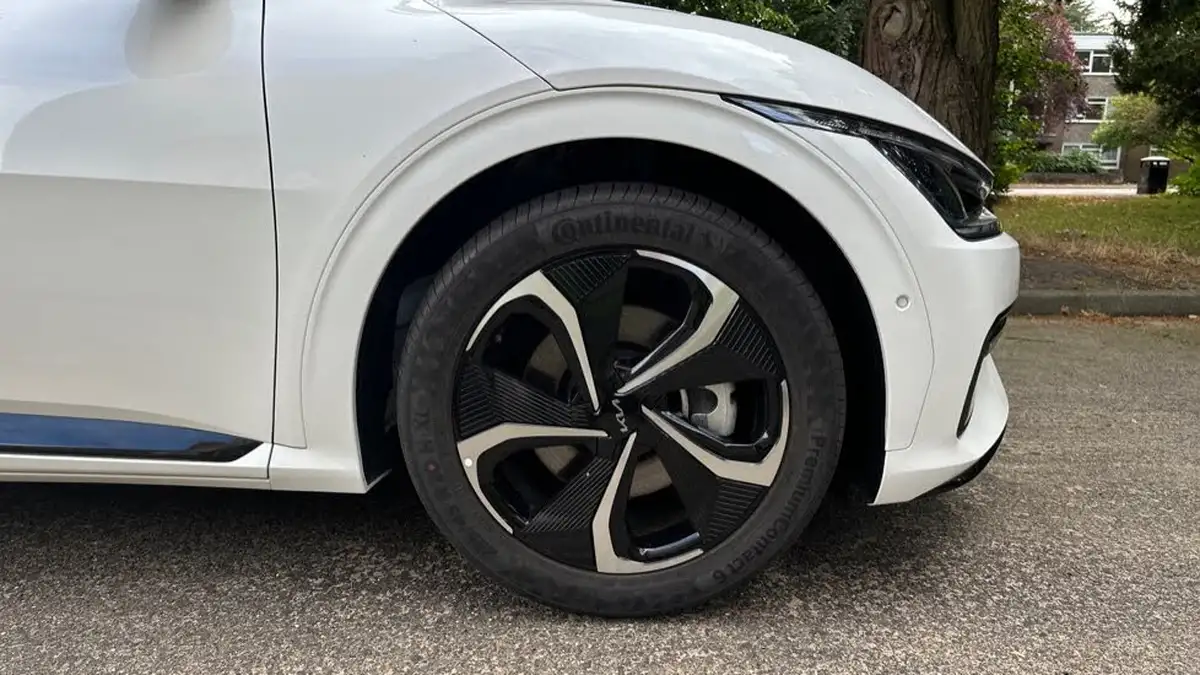 2024-kia-ev6-e-gt-line-s-225bhp-774kwh-lithium-ion-heat-pump-big-16