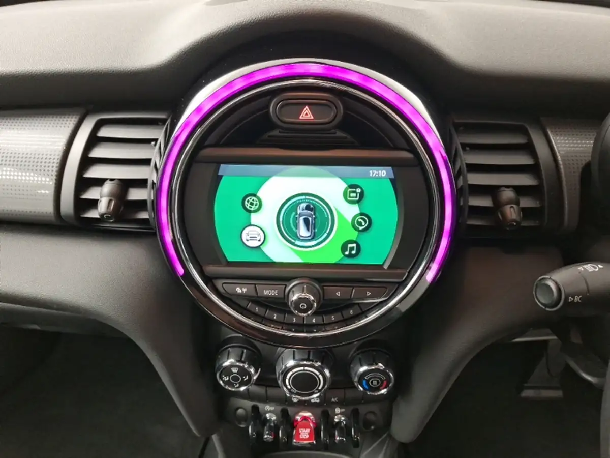 2024-mazda-mazda2-15-homura-big-9