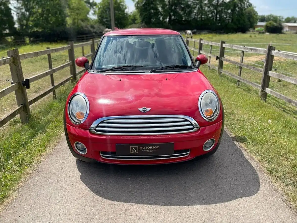2009-mini-cooper-14-one-95bhp-big-1