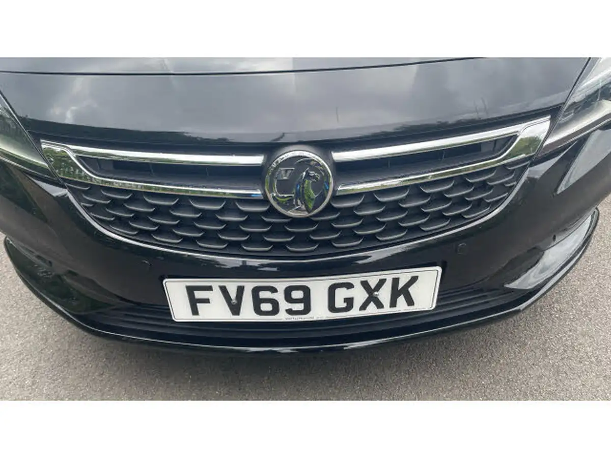 2019-vauxhall-astra-16cdti-griffin-big-30