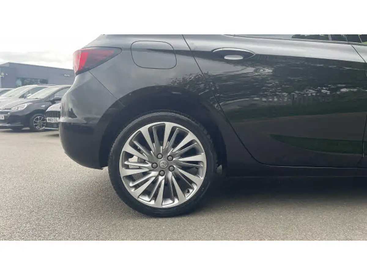 2019-vauxhall-astra-16cdti-griffin-big-6