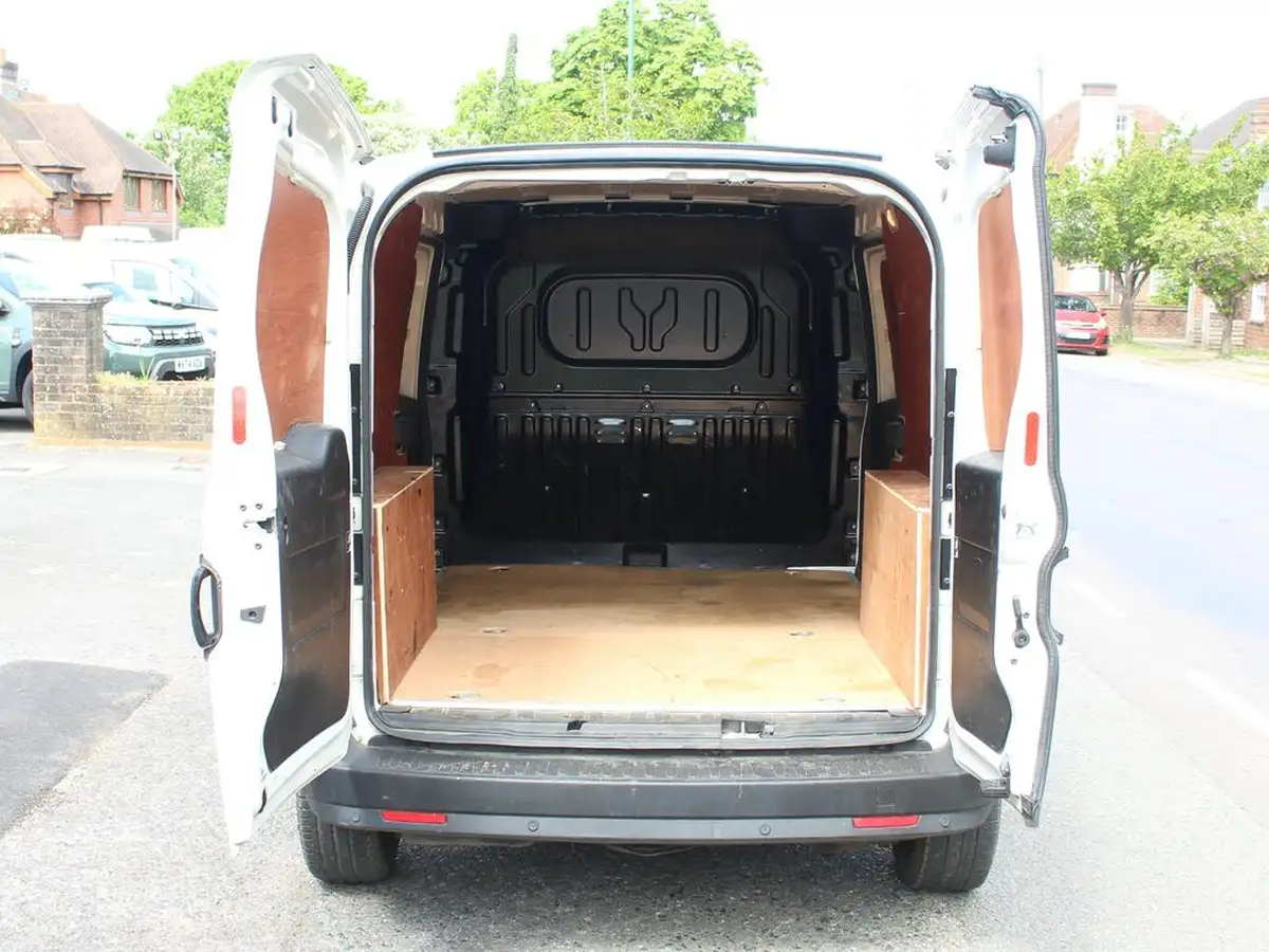 2021-fiat-doblo-cargo-13td-l2h1-maxi-panel-van-big-34
