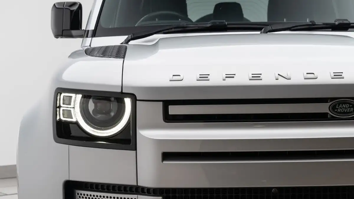 2022-land-rover-110-defender-30-d250-xs-edition-big-7