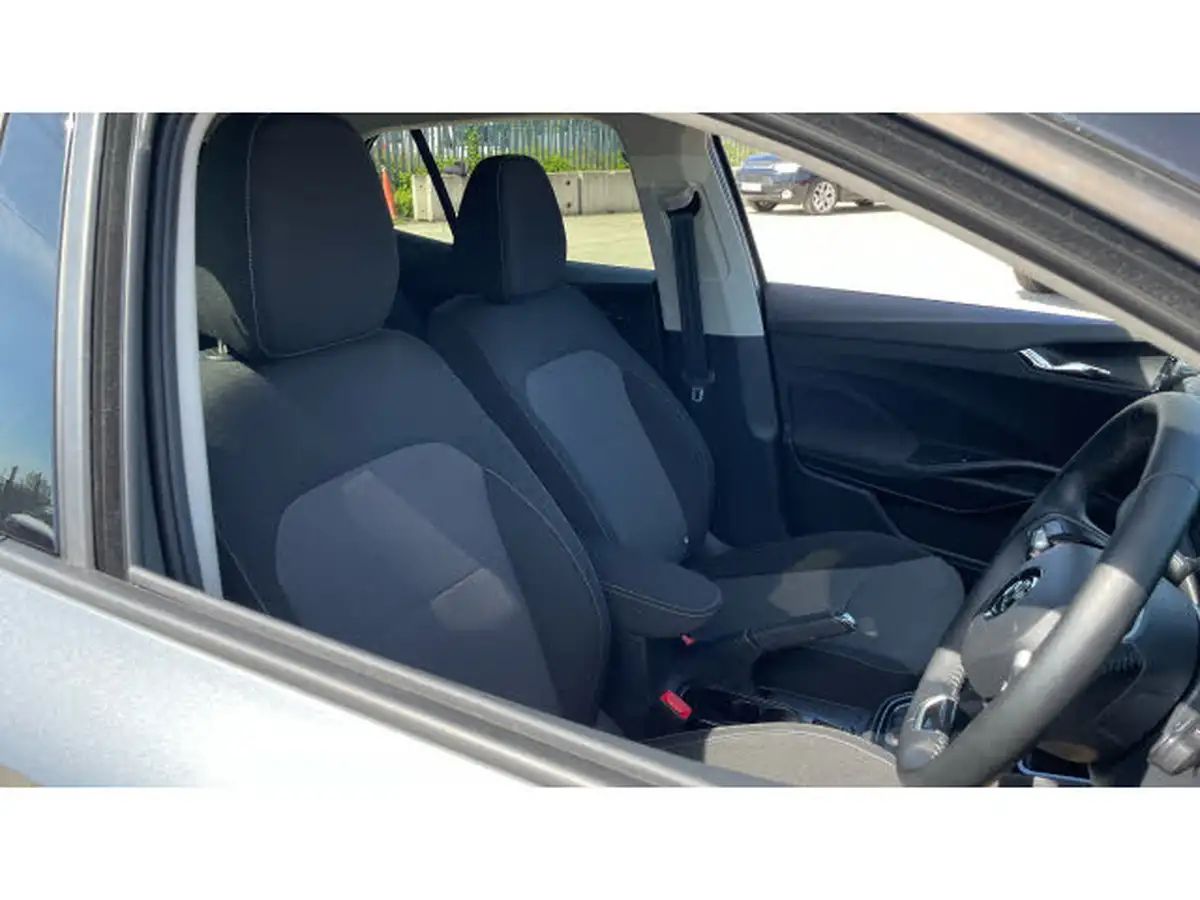 2024-skoda-fabia-15-tsi-colour-edition-big-14