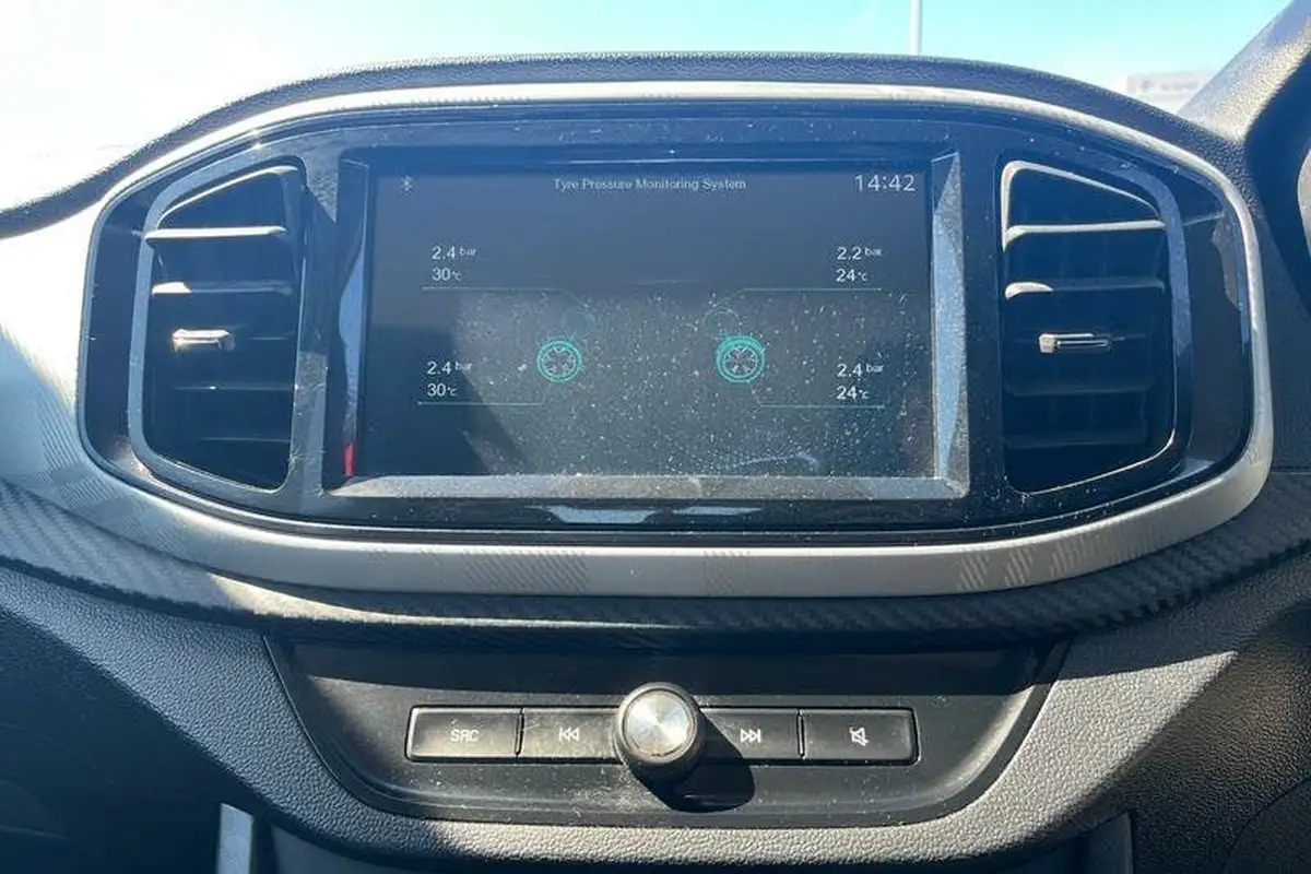 2022-mg-mg3-15-vti-tech-exclusive-nav-big-25