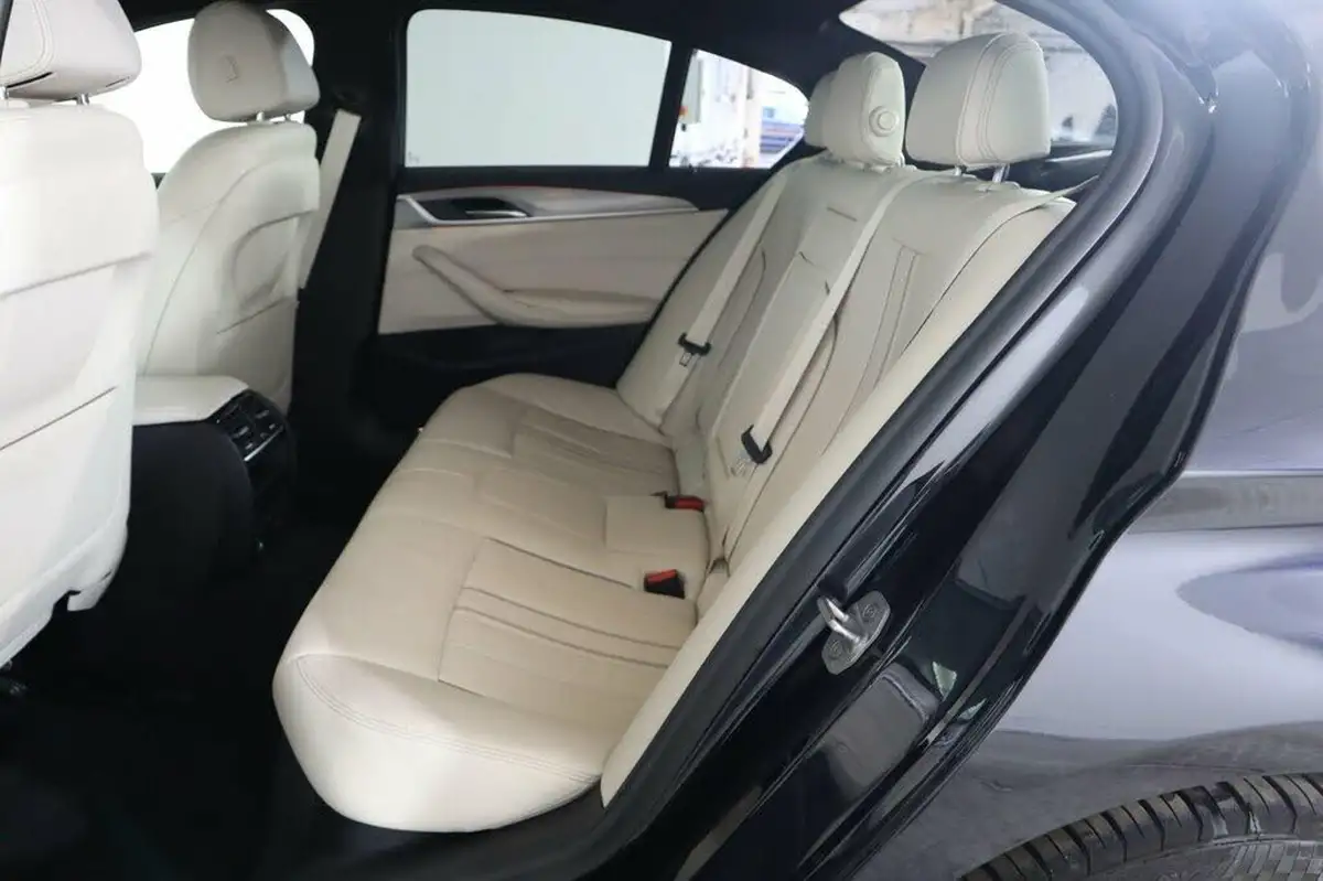 2019-bmw-5-series-20td-520d-m-sport-188bhp-xdrive-plus-pack-saloon-4d-big-15