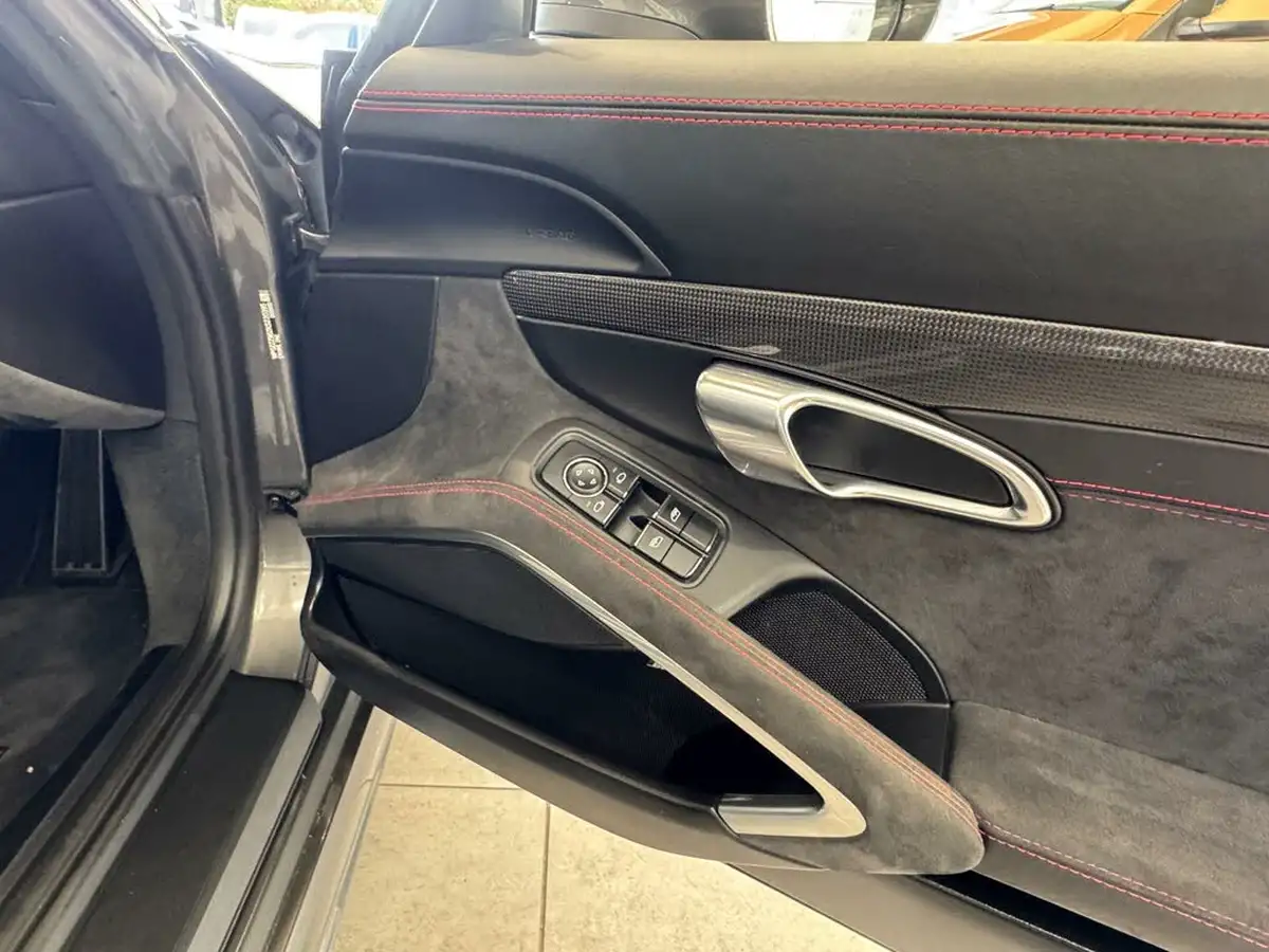 2019-porsche-boxster-718-25-boxster-gts-350ps-pdk-big-14