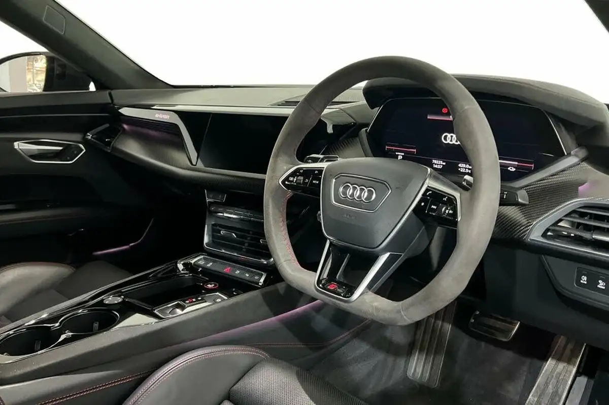 2021-audi-rs-e-tron-gt-e-carbon-vorsprung-big-6