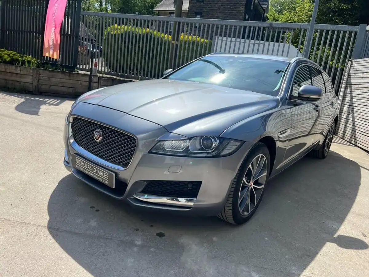 2019-jaguar-xf-20i-portfolio-250ps-sportbrake-5d-big-10