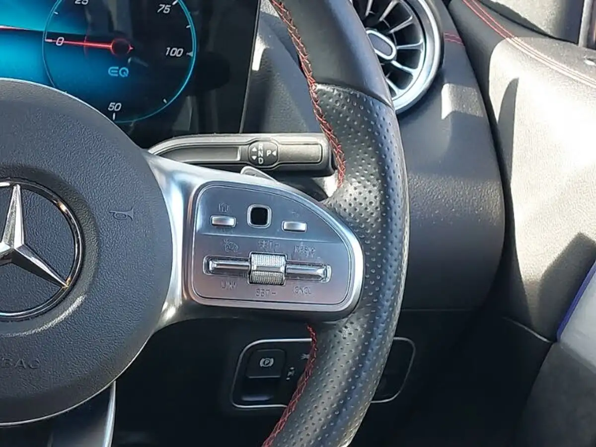 2021-mercedes-benz-eqa-e-eqa-350-amg-line-big-9