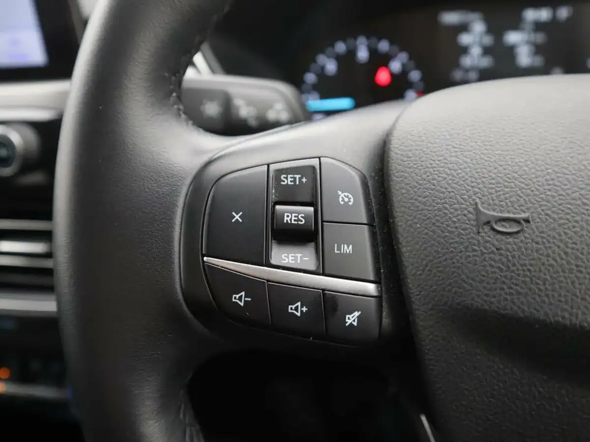 2020-ford-kuga-20-titanium-150ps-mhev-big-26