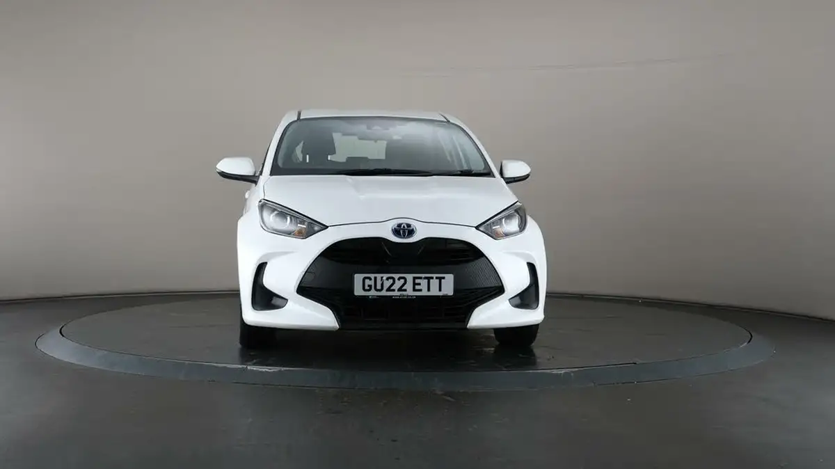 2022-toyota-yaris-15-vvt-i-icon-big-40