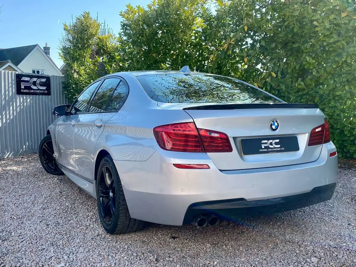 2016-bmw-5-series-20td-520d-m-sport-190bhp-saloon-4d-auto-big-1
