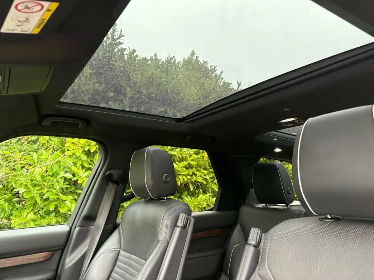2019-land-rover-discovery-30-sd6-commercial-hse-big-11