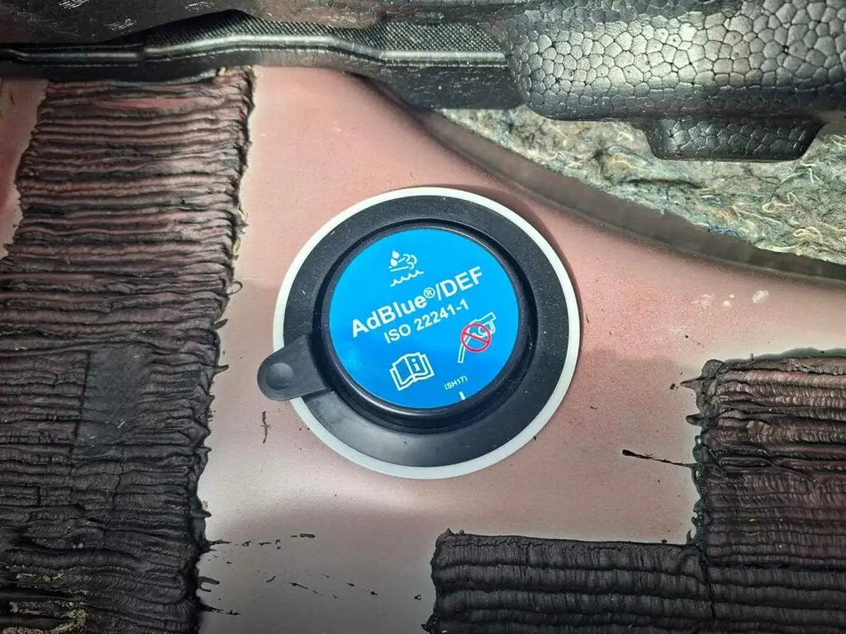 2019-mazda-mazda6-22td-skyactiv-d-gt-sport-nav-saloon-4d-big-16