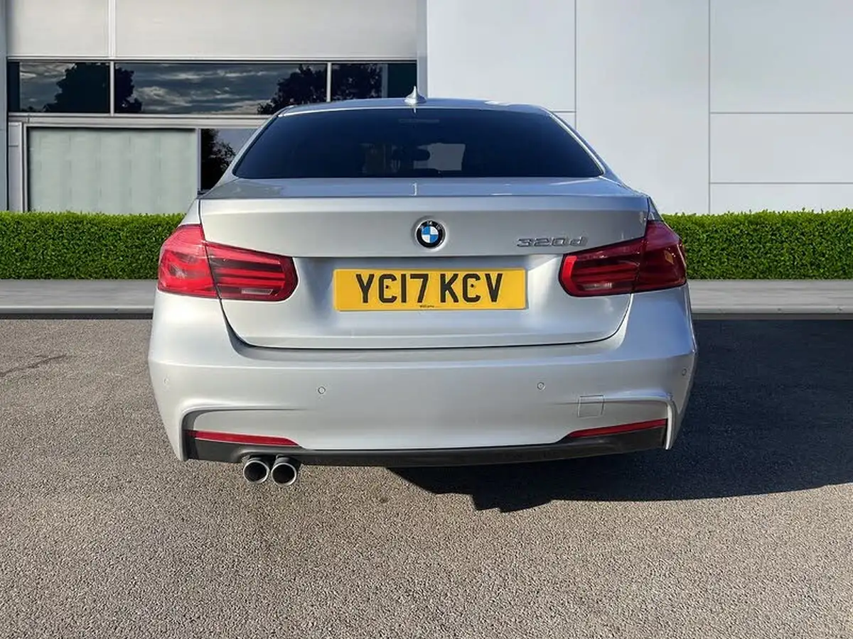 2017-bmw-3-series-20td-320d-m-sport-saloon-4d-auto-big-5