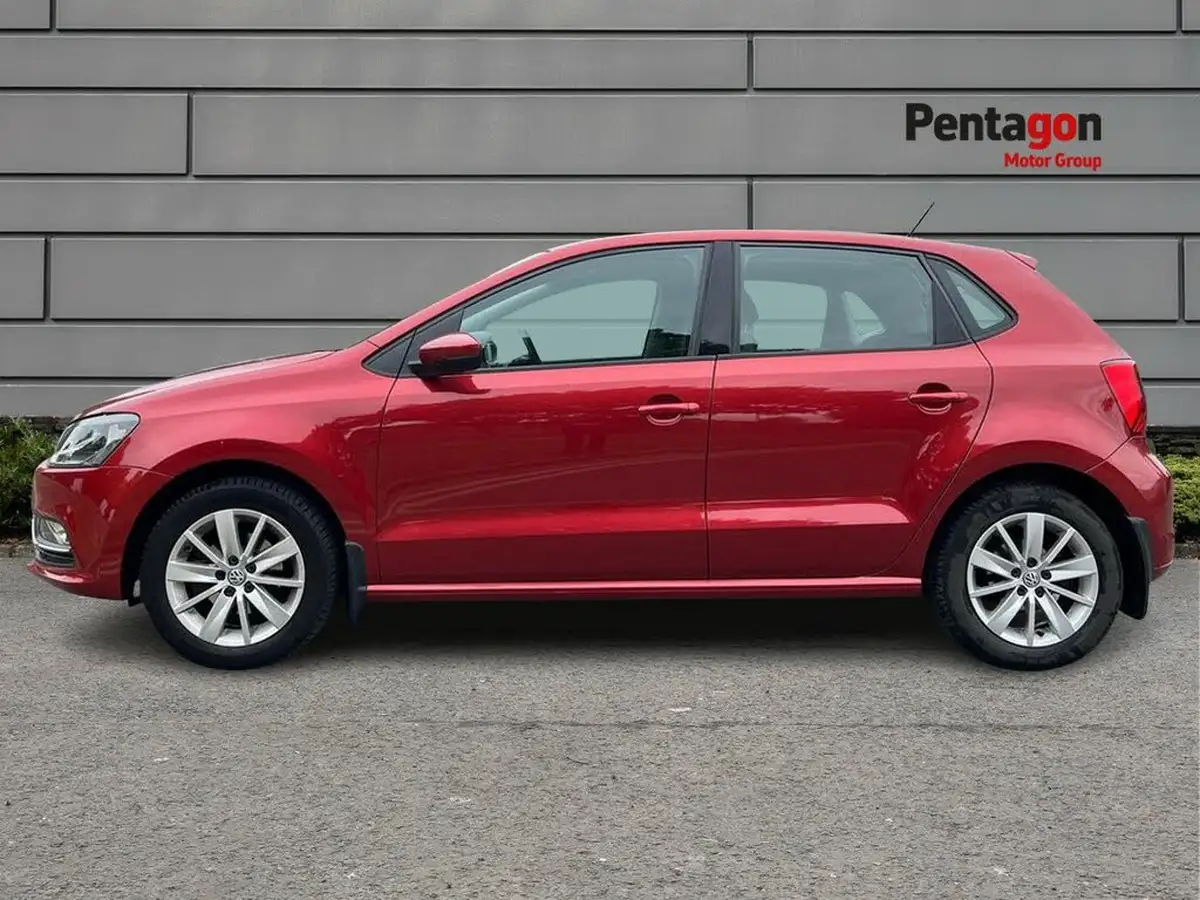 2015-volkswagen-polo-12-tsi-se-5d-big-12