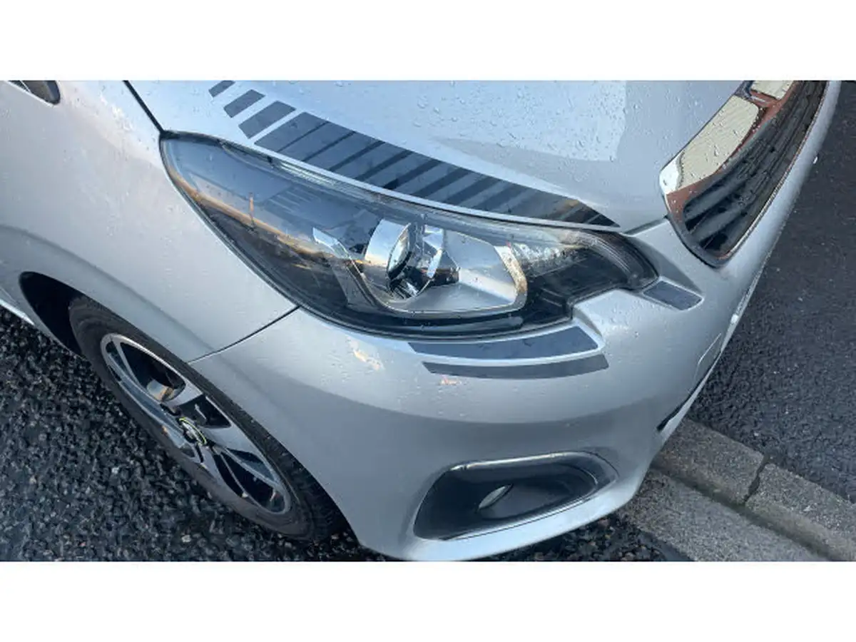 2021-peugeot-108-10-collection-top-big-20
