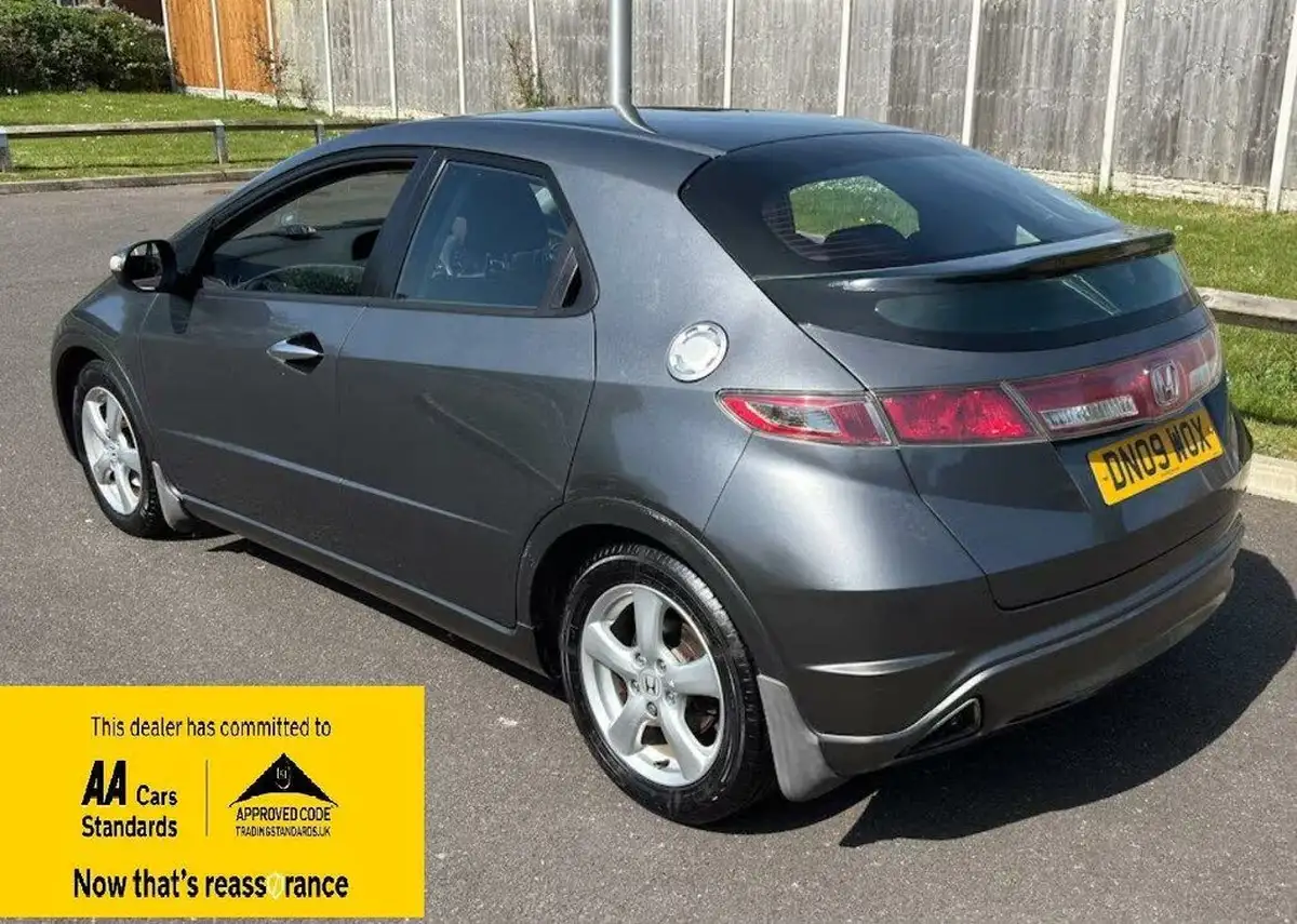 2009-honda-civic-18-se-auto-big-2