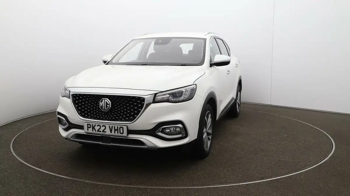 2022-mg-hs-15t-gdi-excite-162ps-dct-big-37
