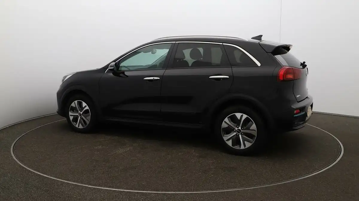 2020-kia-e-niro-ev-2-big-45
