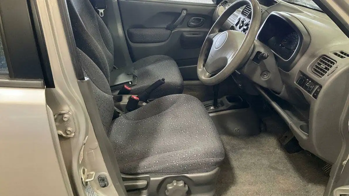 2001-suzuki-ignis-13-gl-5d-auto-big-6