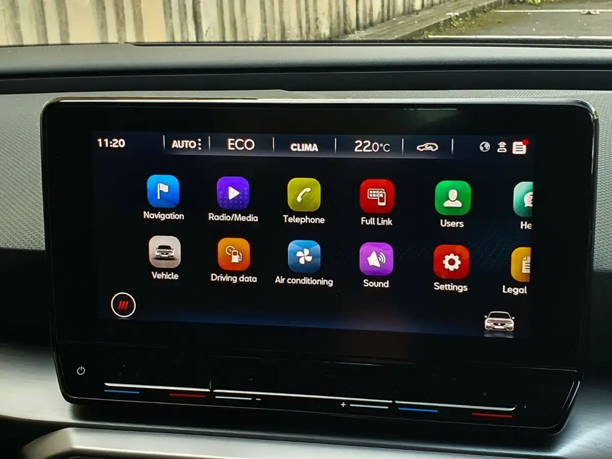 2024-seat-leon-14-e-hybrid-fr-hatchback-big-20